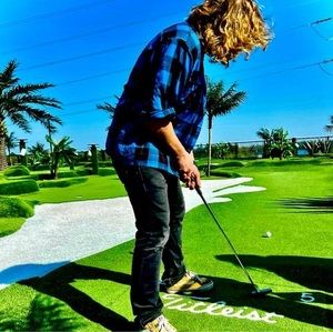 Meet your Posher, Carl